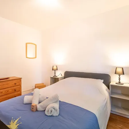 Charming T3 With Garden And Terrace In 公寓